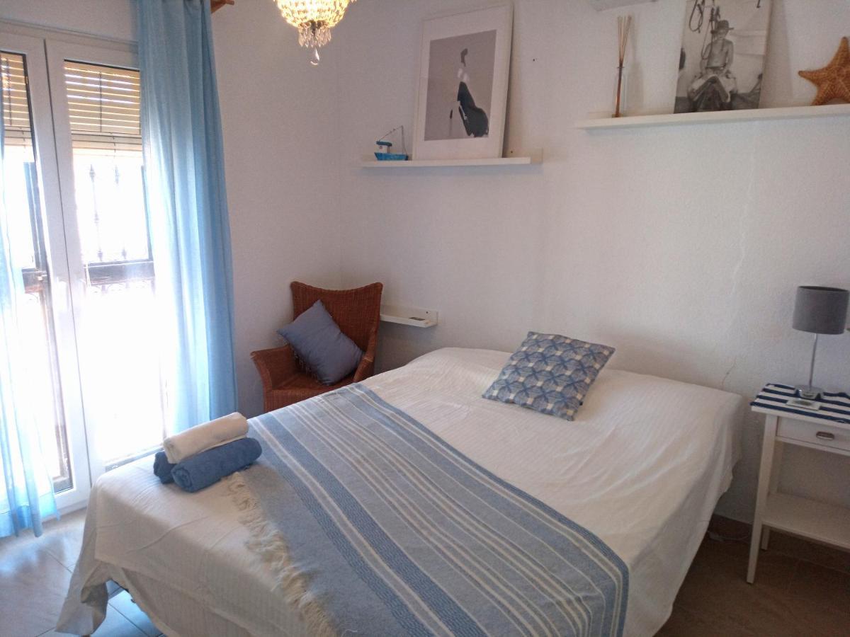 Beach Villa ,Nerja, Seaview, Pool, 3 Bedrooms, Huge Terrace And Garden 외부 사진